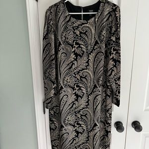 Beautiful gold and black cocktail dress long sleeve